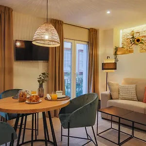 2* Lägenhetshotell Magna